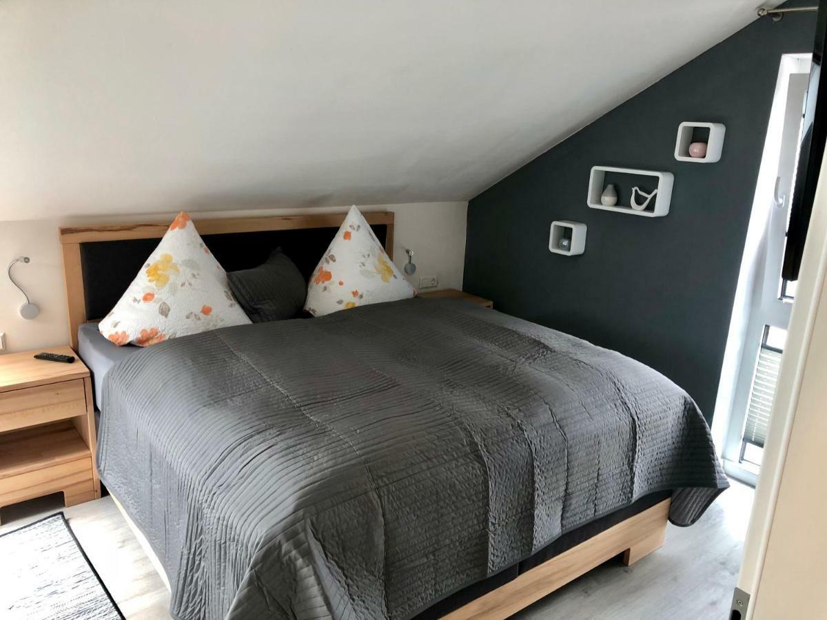 Ferienhaus Traumspot Wiek auf Rügen エクステリア 写真